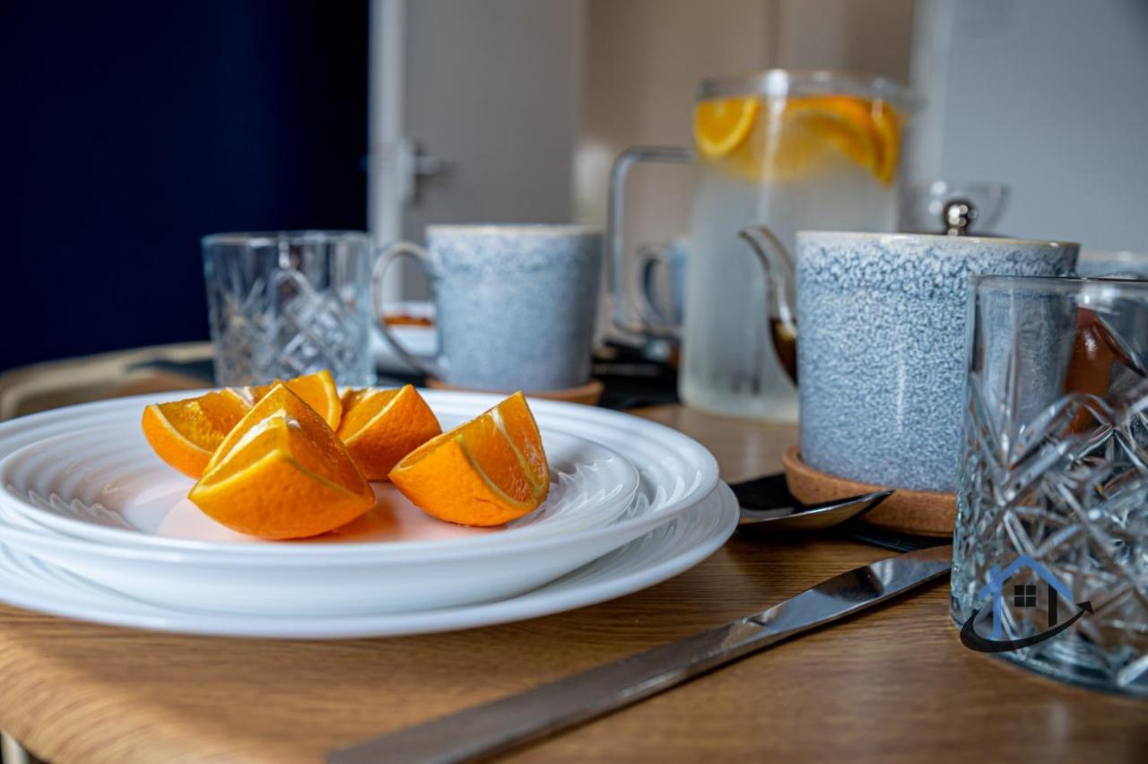 Flat 5, Super King Bed, Free Parking, Workspace, Free Wi-Fi Nottingham Eksteriør billede